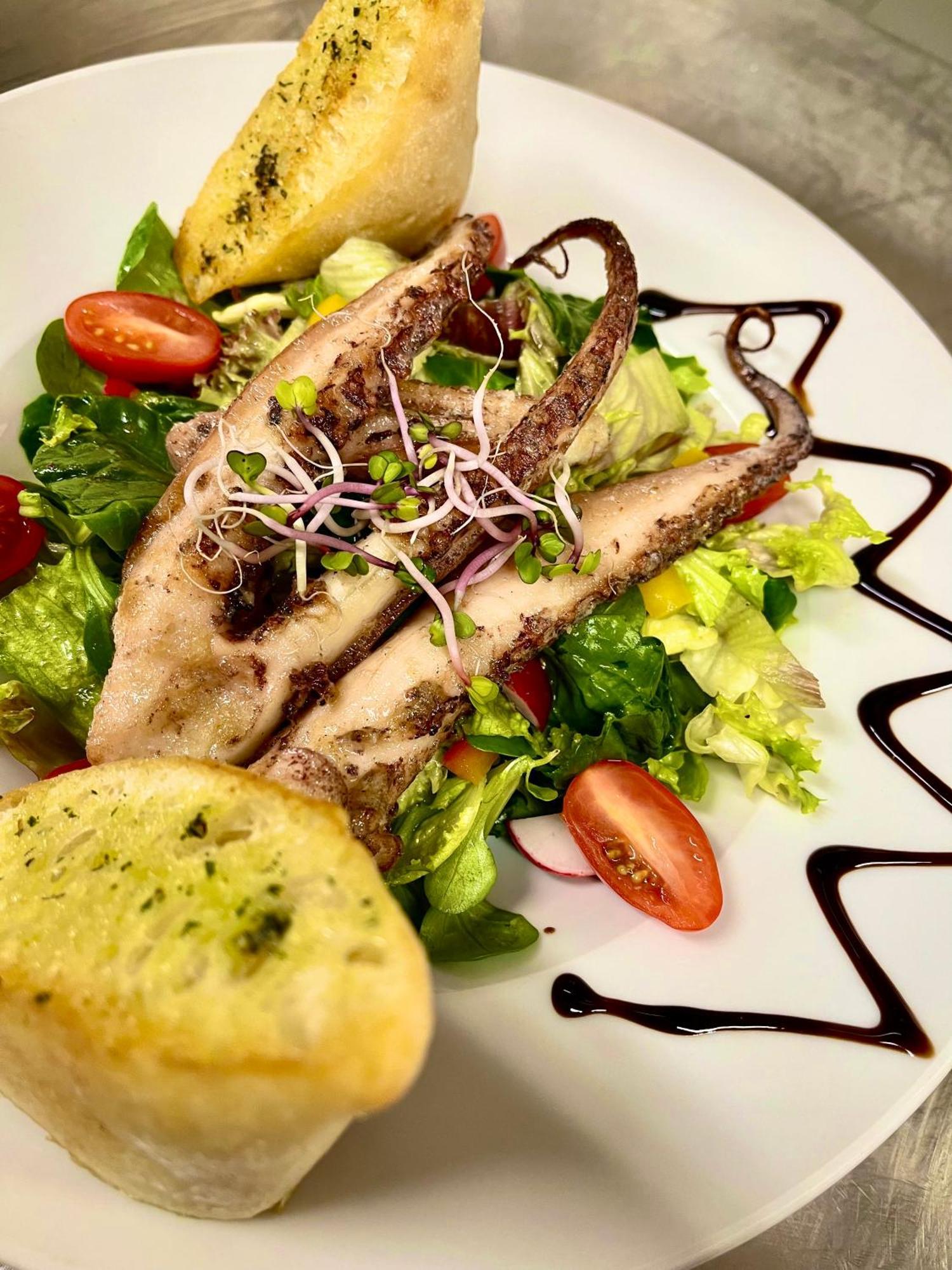 Excalibur Penzion A Restaurace Moravská Třebová エクステリア 写真